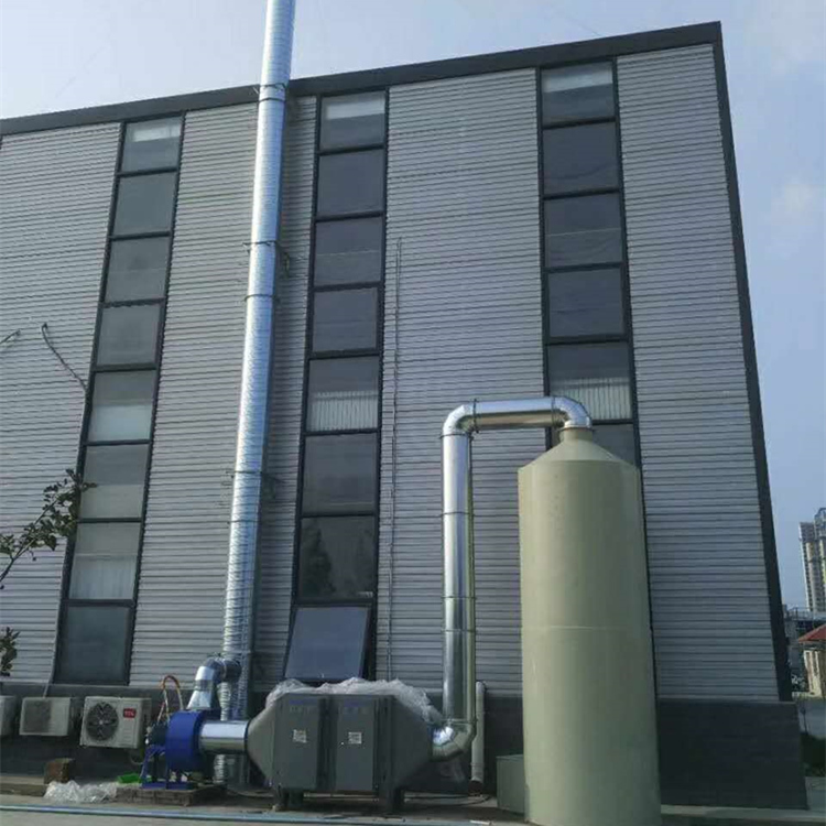    酸氣廢氣處理采用水噴淋塔+UV光解廢氣凈化組合來(lái)對(duì)廢氣進(jìn)行凈化，適合于連續(xù)和間歇排放廢氣的治理；