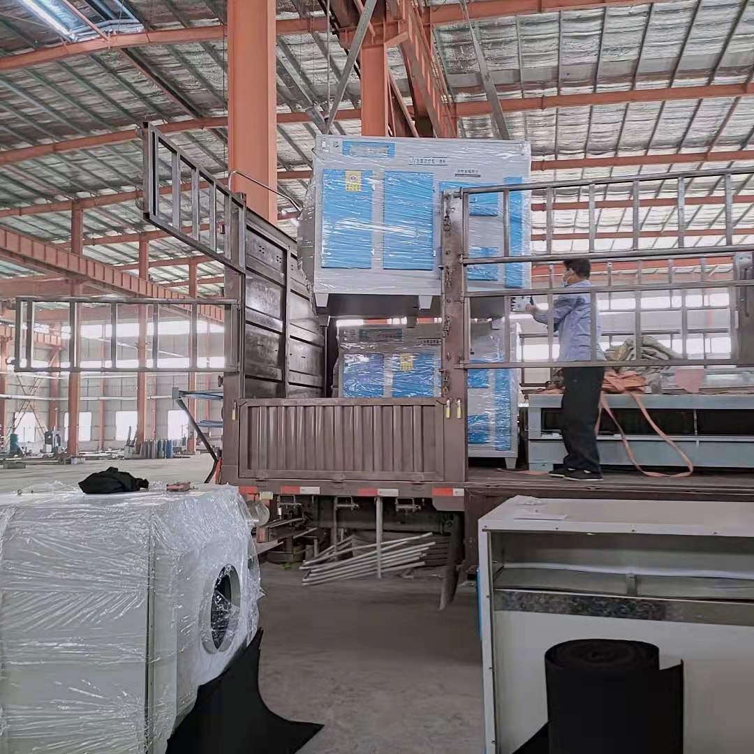 如何選擇適合鋁型材車間的除塵器？工業(yè)除塵設(shè)備廠家 
